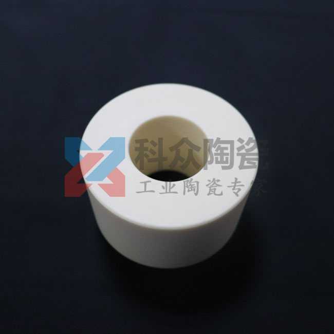 陶瓷的等静压成型和干压成型及注射成型分别有